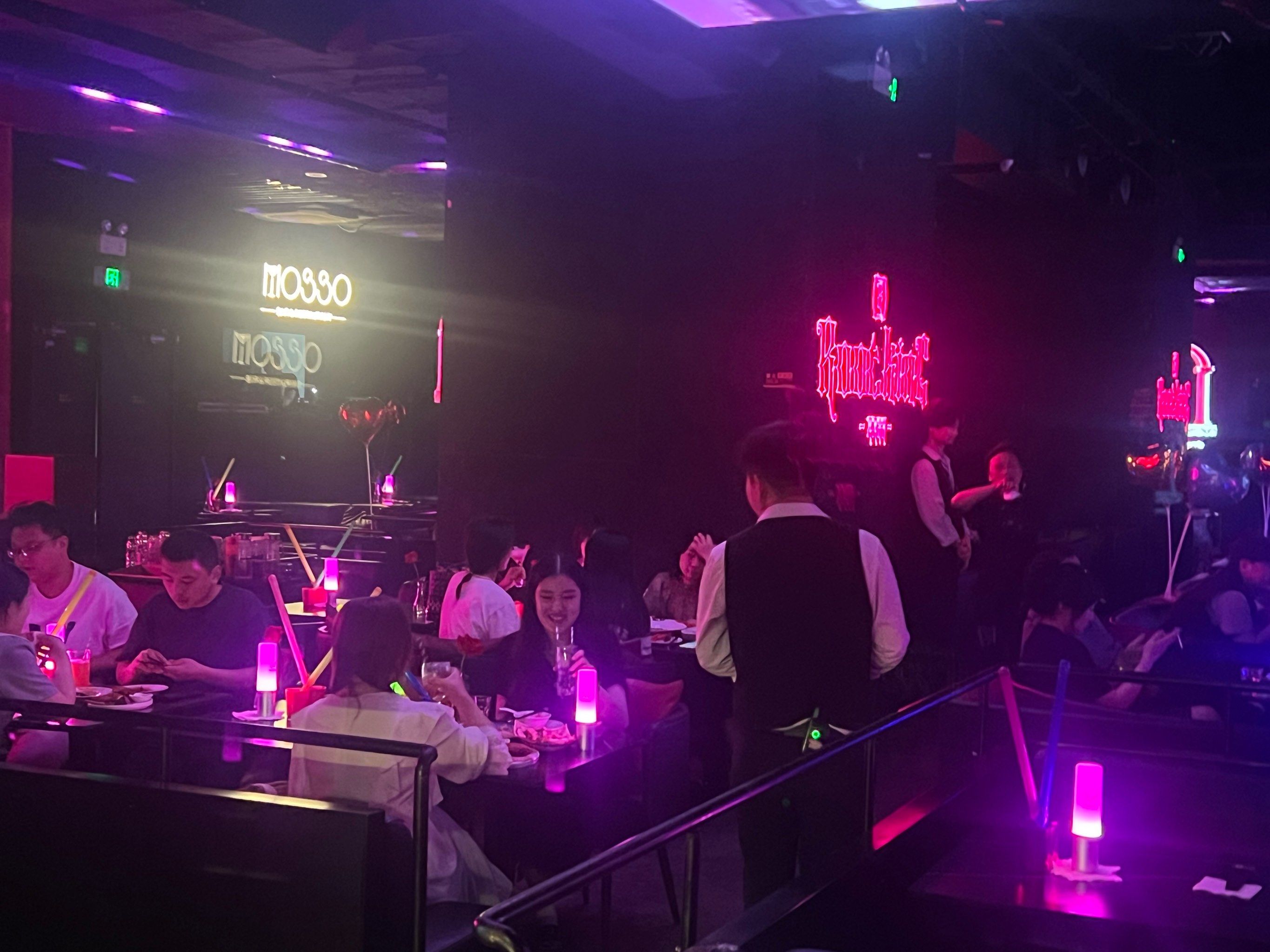 荆州商务ktv划算吗性价比大揭秘-石首市ktv预定